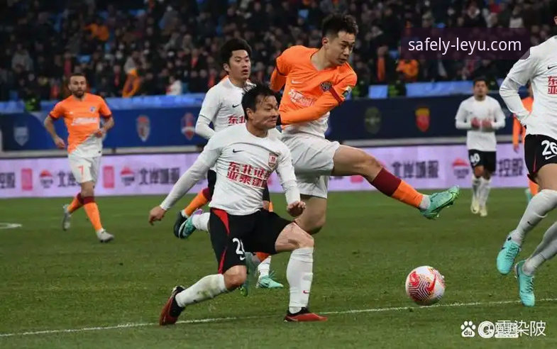 乐鱼安全吗哪个好 揭秘青岛海牛13年复仇背后:乐鱼体育平台上的中超冷门真相
